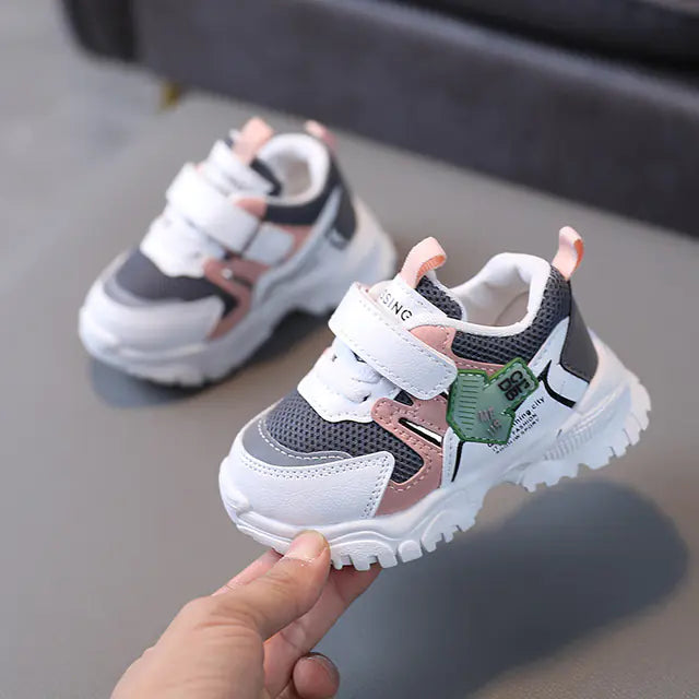 Ultra-Light Sports Shoes for Infants and Toddlers