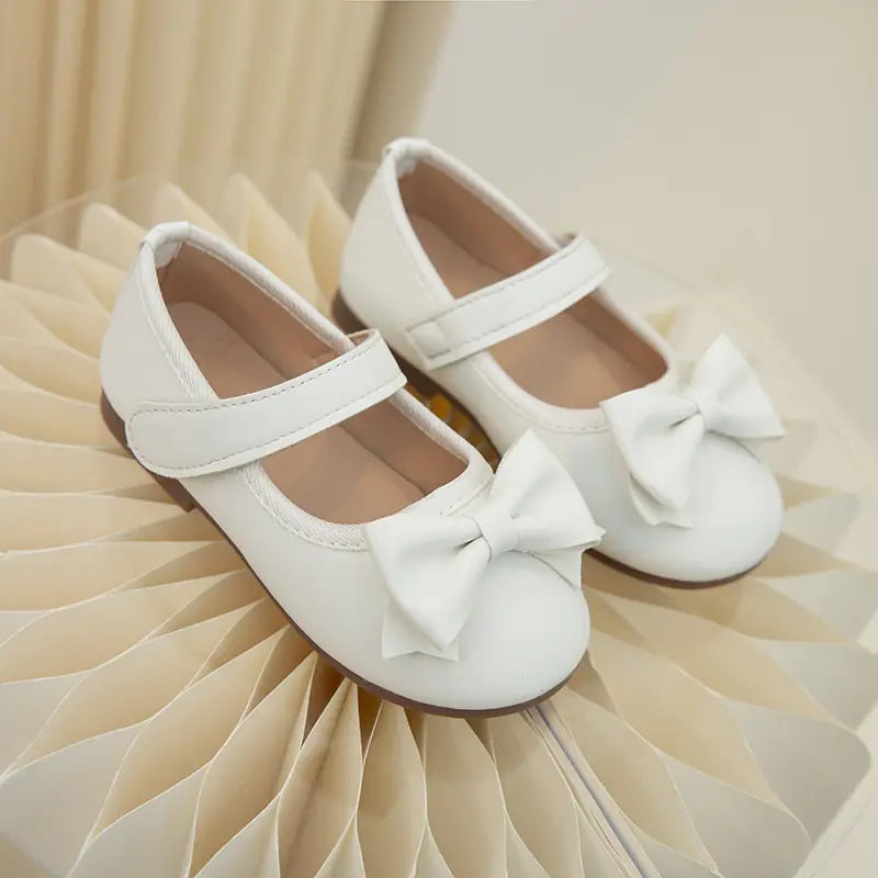 Soft Bottom Leather Baby Shoes with Bow Decoration