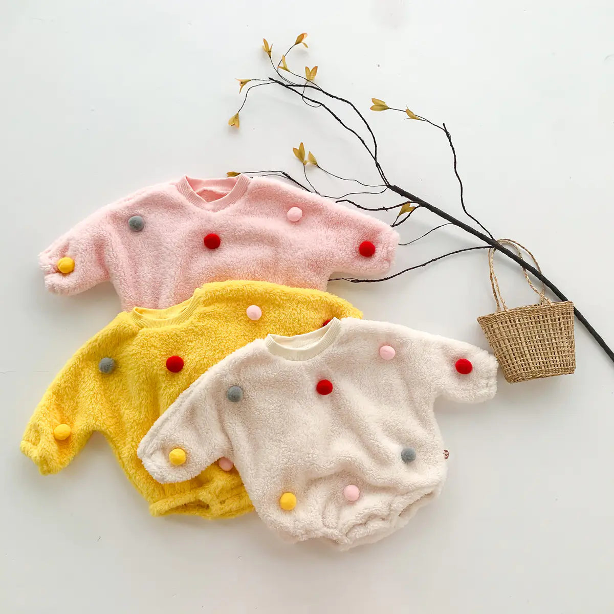 Cute Triangle Bag for Baby with Fart Clothes Design