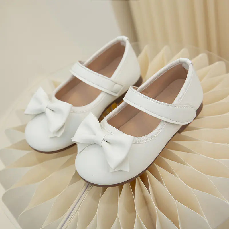 Soft Bottom Leather Baby Shoes with Bow Decoration