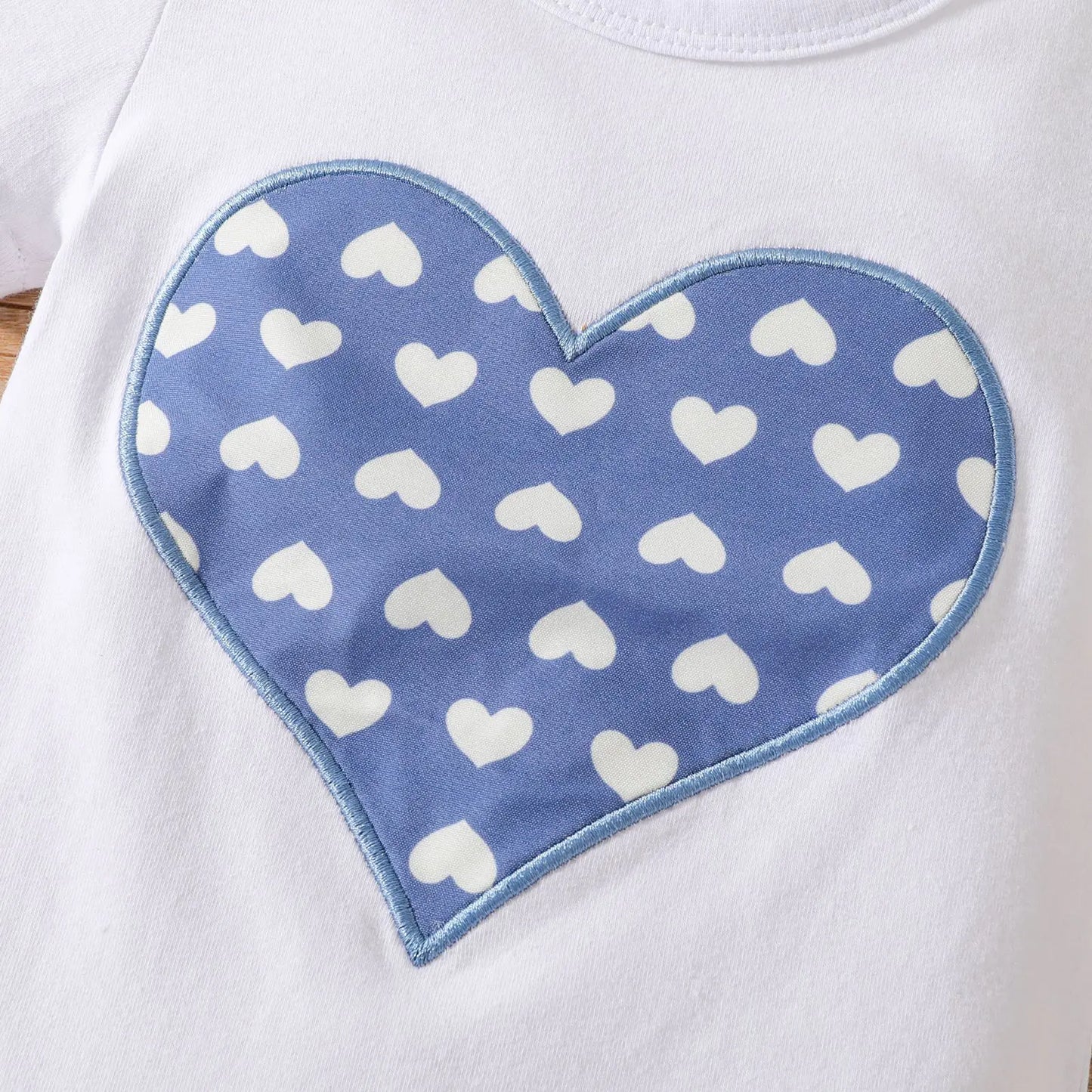 Heart-Shaped Three-Piece Suit for Baby Girls (0-18 Months)