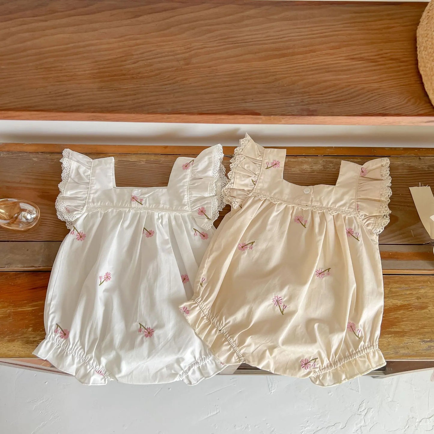 2024 Summer Cute Baby Romper with Lace and Embroidery