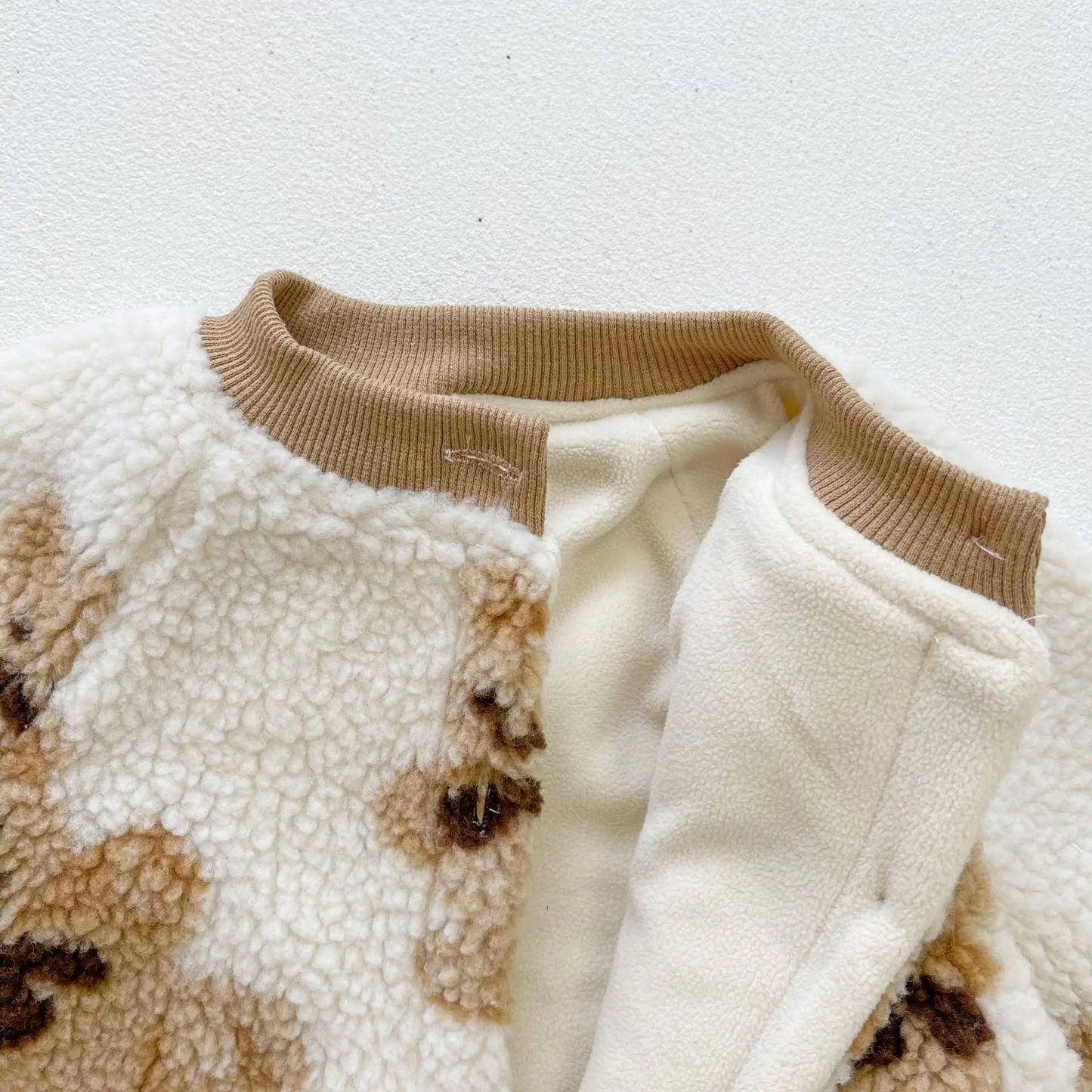 Korean-Style Baby Onesie with Bear Print for Autumn/Winter